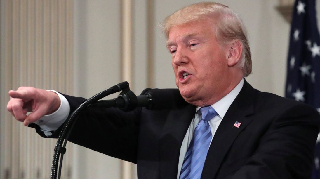 Donald Trump Inginkan Dolar AS Lebih Murah, Kenapa Ya?