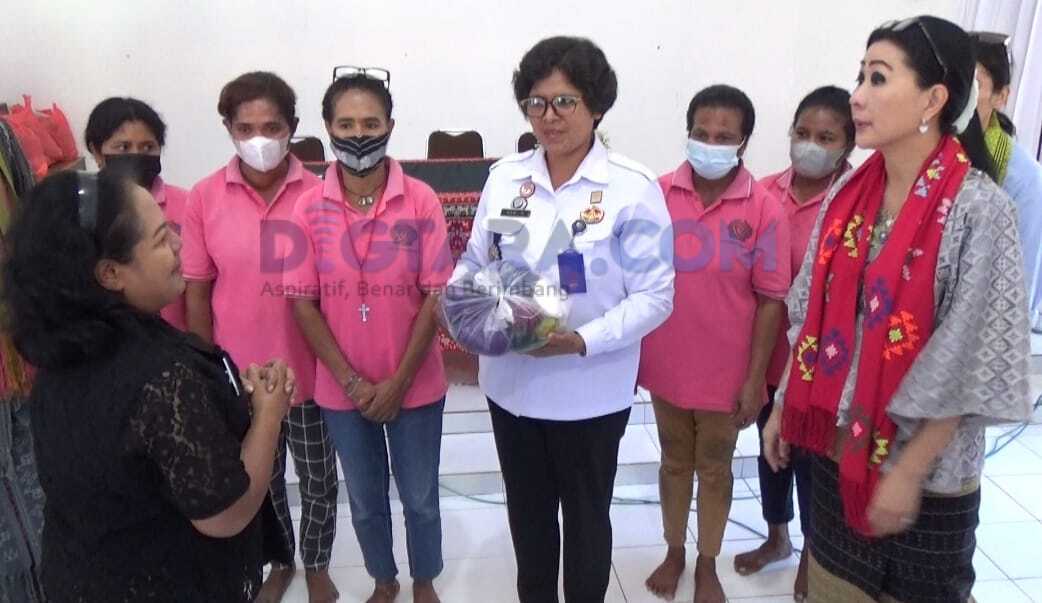 Berkunjung ke Lapas Perempuan Kupang, Istri Gubernur NTT Dibuat Menangis