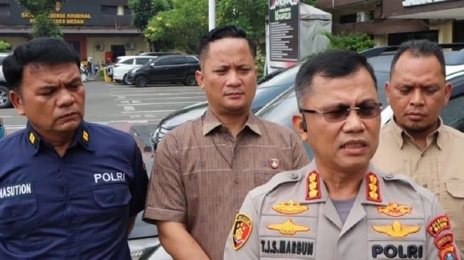 Polisi Buru Pelaku Perusak Mobil Polisi saat Gerebek Narkoba di Jalan Pelita V Medan