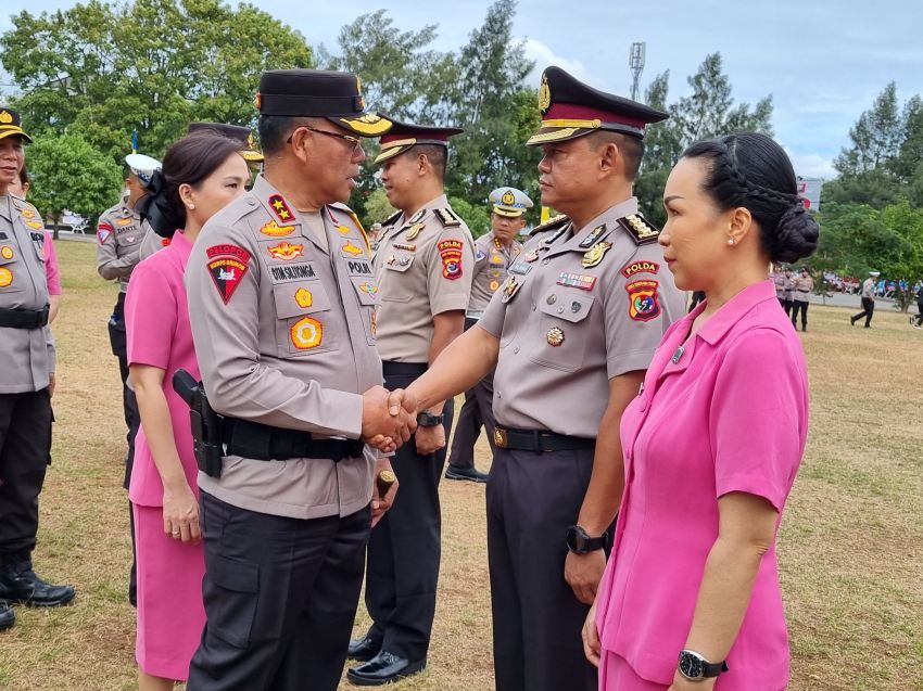 631 Anggota Polri dan ASN Polda NTT Naik Pangkat, Kapolda NTT Minta Tetap Rendah Hati