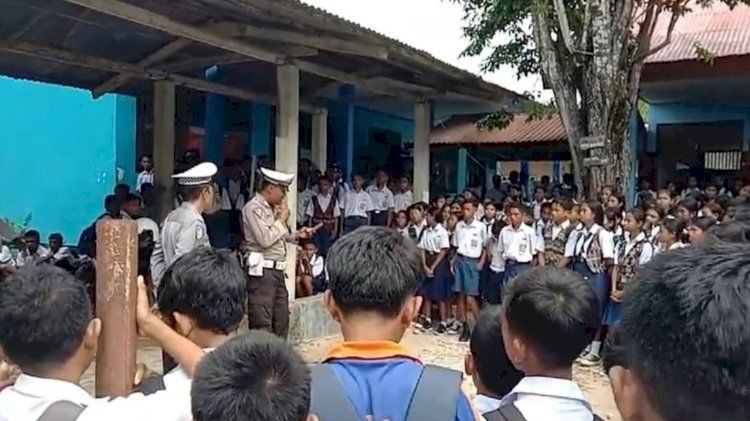 Teguran dan Sosialisasi Gencar Dilakukan Satlantas Polres Rote Ndao Selama Operasi Keselamatan Turangga 2025