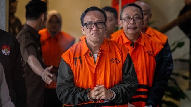 Sertifikat K3 Jadi Ajang Pungli, Begini Modus Keji Wamenaker Noel Peras Buruh