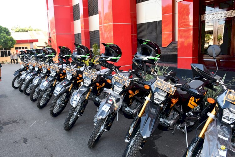 20 Unit Sepeda Motor Dihibahkan ke Polres Alor dan Sabu Raijua