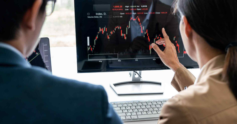Pilih Saham IPO atau Mid/Small Cap? Kenali Kelebihan dan Risikonya